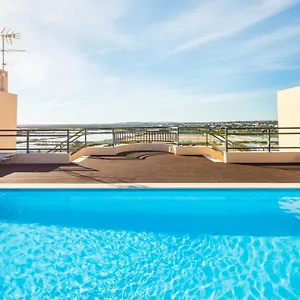 green-house-pool-on-rooftop.hotelaalgarve.com/