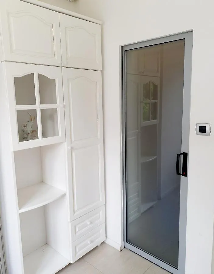 Top Center Apartment Next To Vitosha Boulevard Sofia